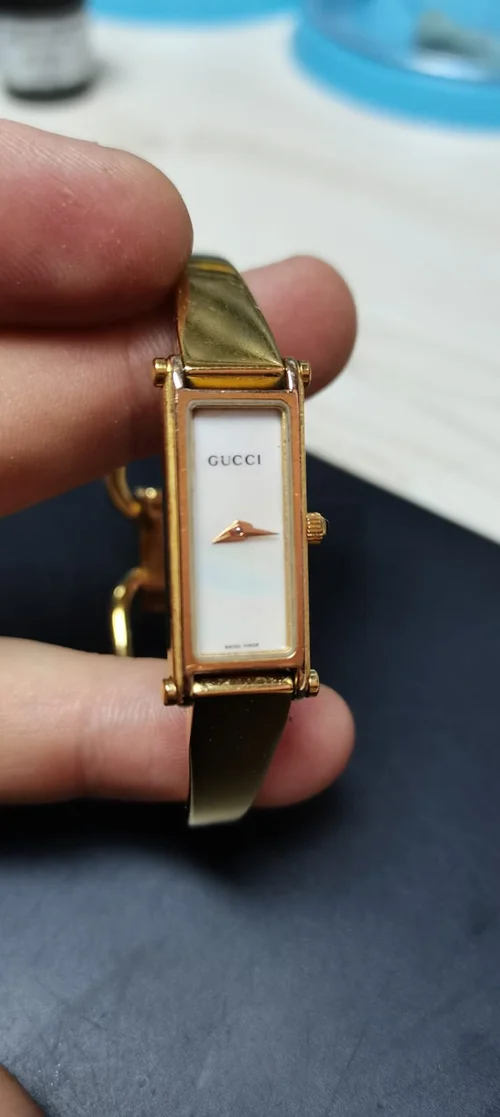 Gucci watch repair 1500L in for Service and a new case back